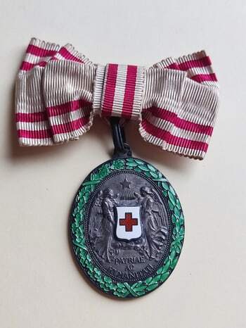1VH Vöröskereszt Ezüst Díszérem